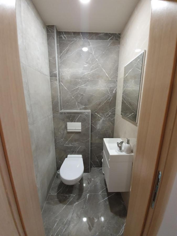 Apartman Bozur **** Satnica Dakovacka 外观 照片