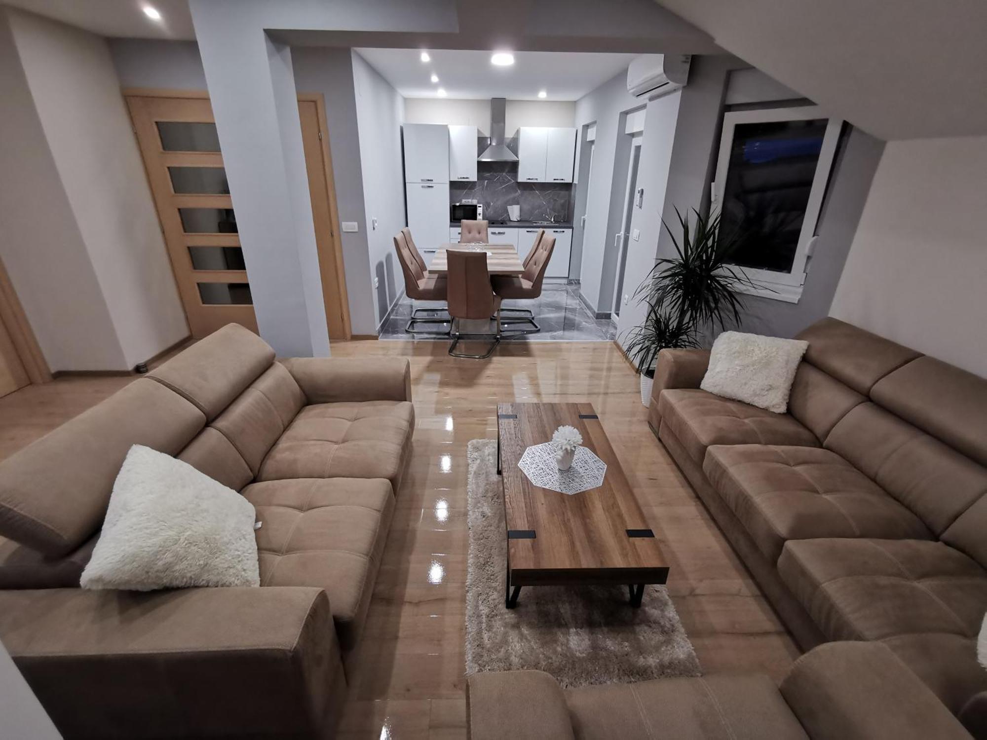 Apartman Bozur **** Satnica Dakovacka 外观 照片